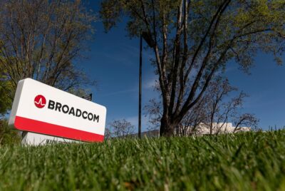 Broadcom presenta chips de red para IA con menor consumo energético